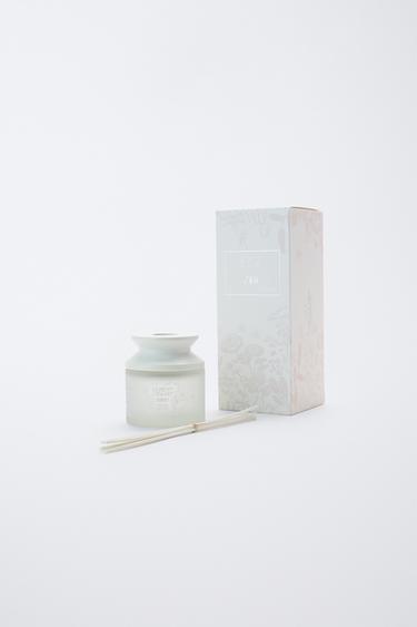 LE PETIT LULLABY ZARA EMOTIONS HOME FRAGRANCE 90 ML / 3.04 FL. OZ. - TINTED LEATHER by Zara