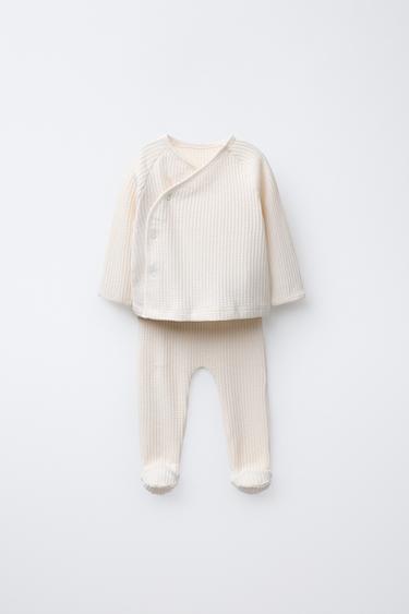 TEXTURED T-SHIRT AND LEGGINGS SET - Ecru by Zara