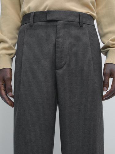 Pantalon à pinces en laine mélangée - Gris de Zara