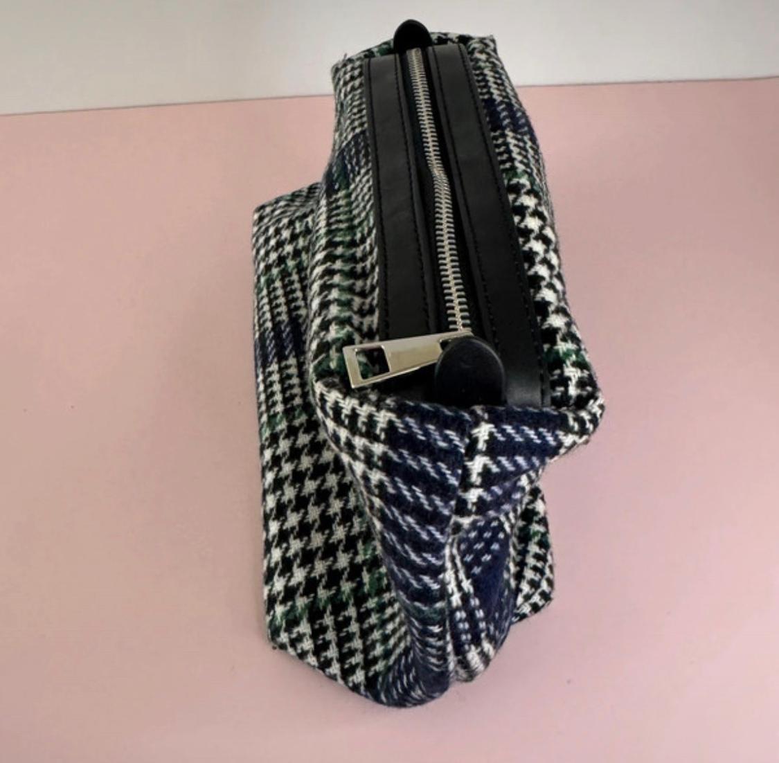 BOLSO DE MANO ESTAMPADO - Image 2