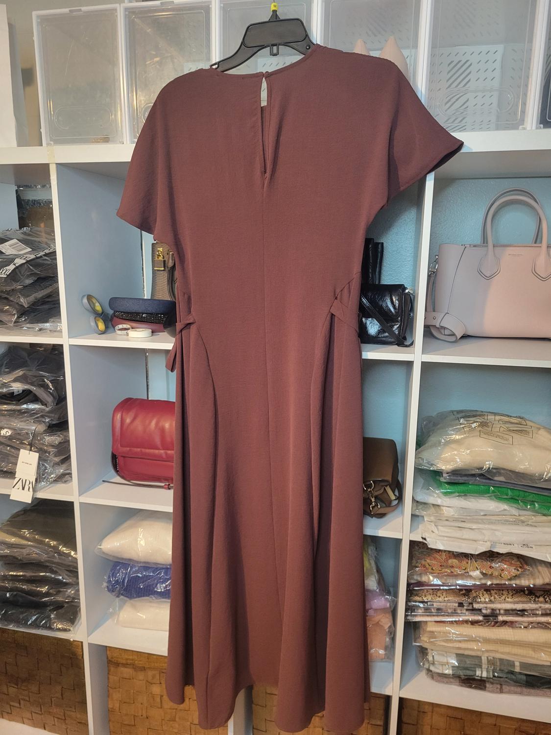 FLOWY MIDI DRESS - Image 3