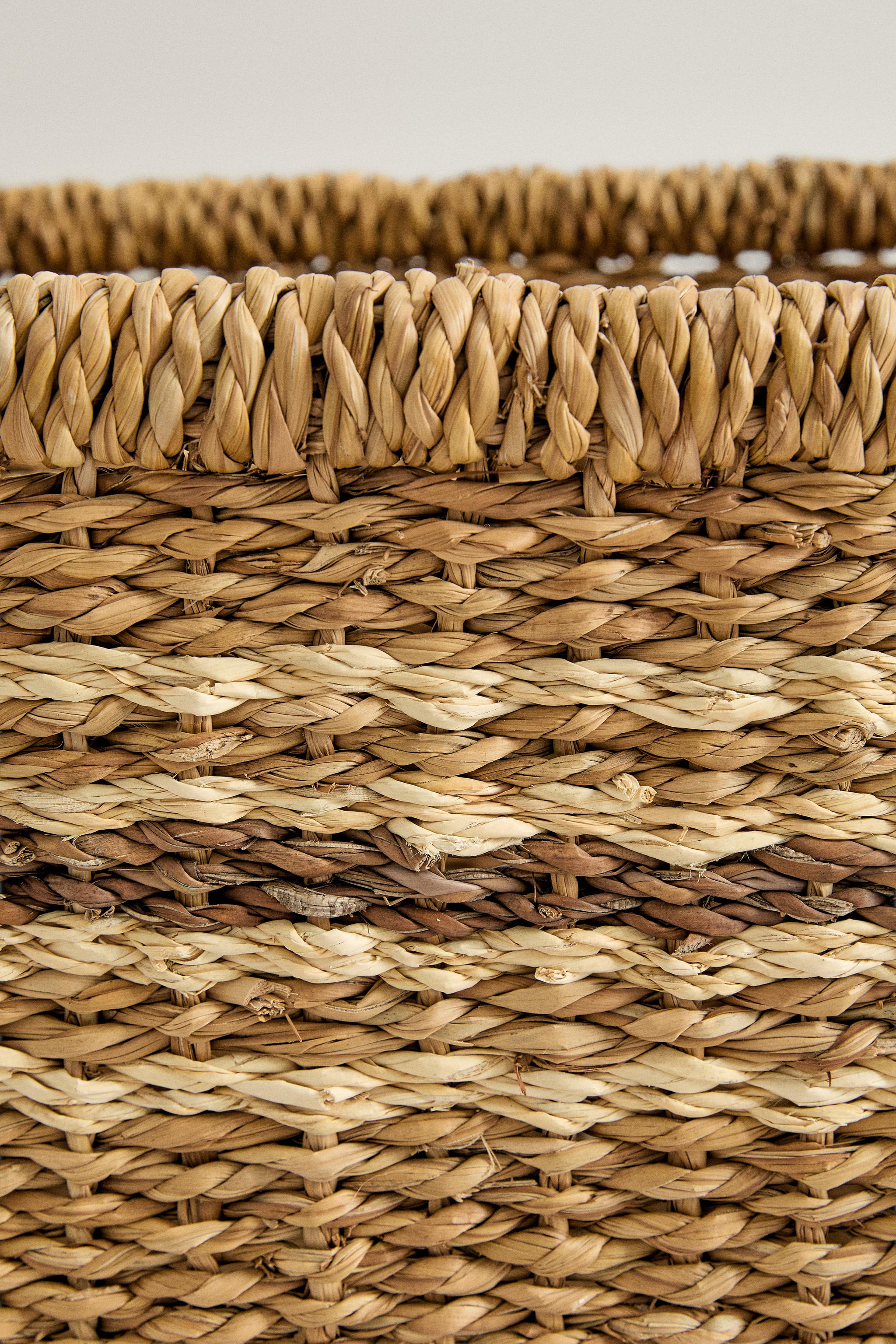 RECTANGULAR STRIPED BASKET