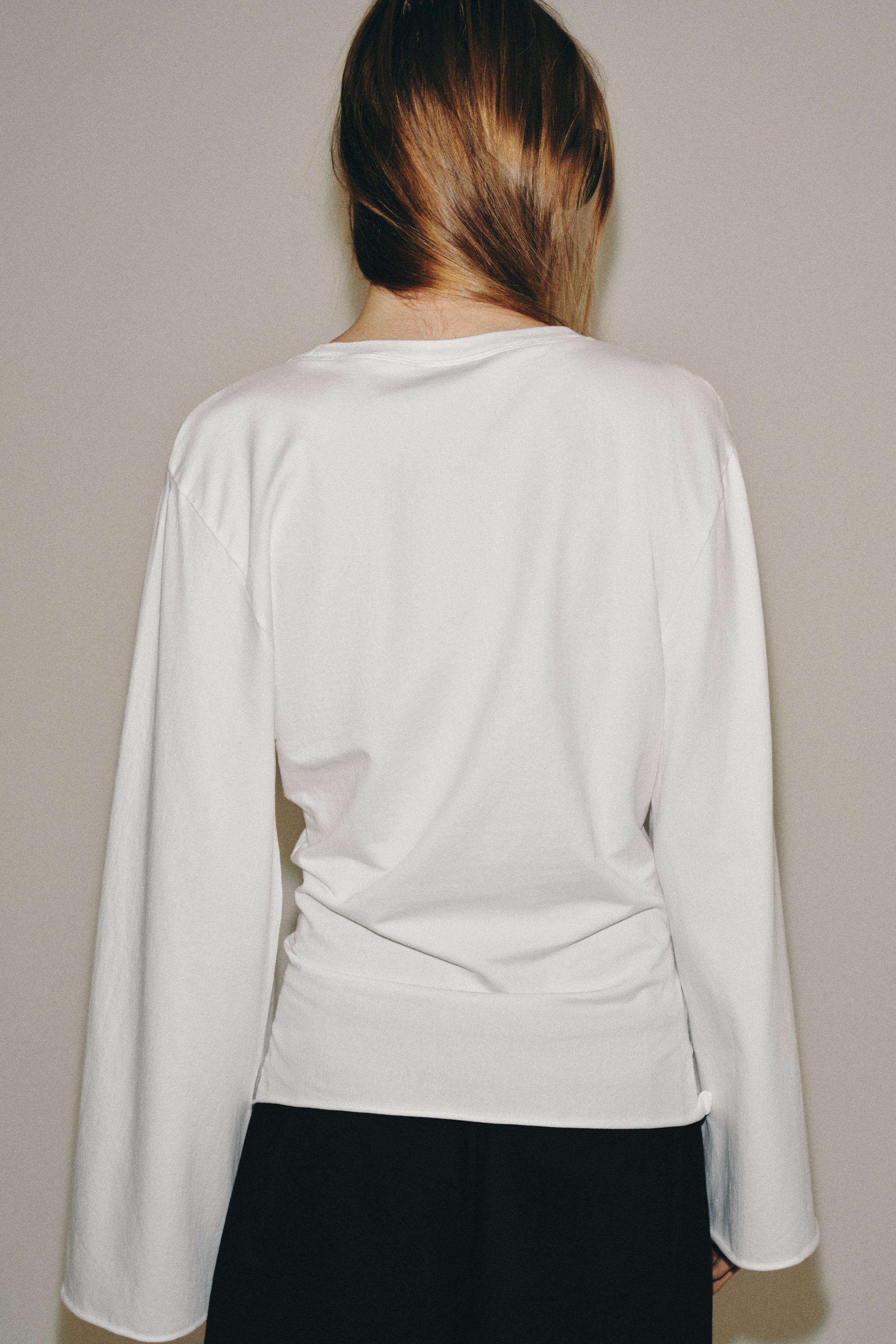 Женские футболки Zara COTTON LONG SLEEVE T-SHIRT — фото 4