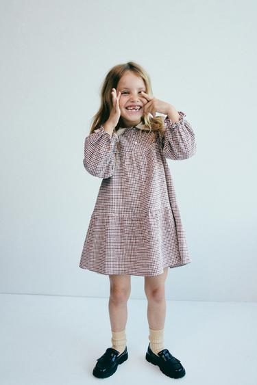 VESTIDO CUADROS CUELLO BORDADO - Beige vigoré de Zara