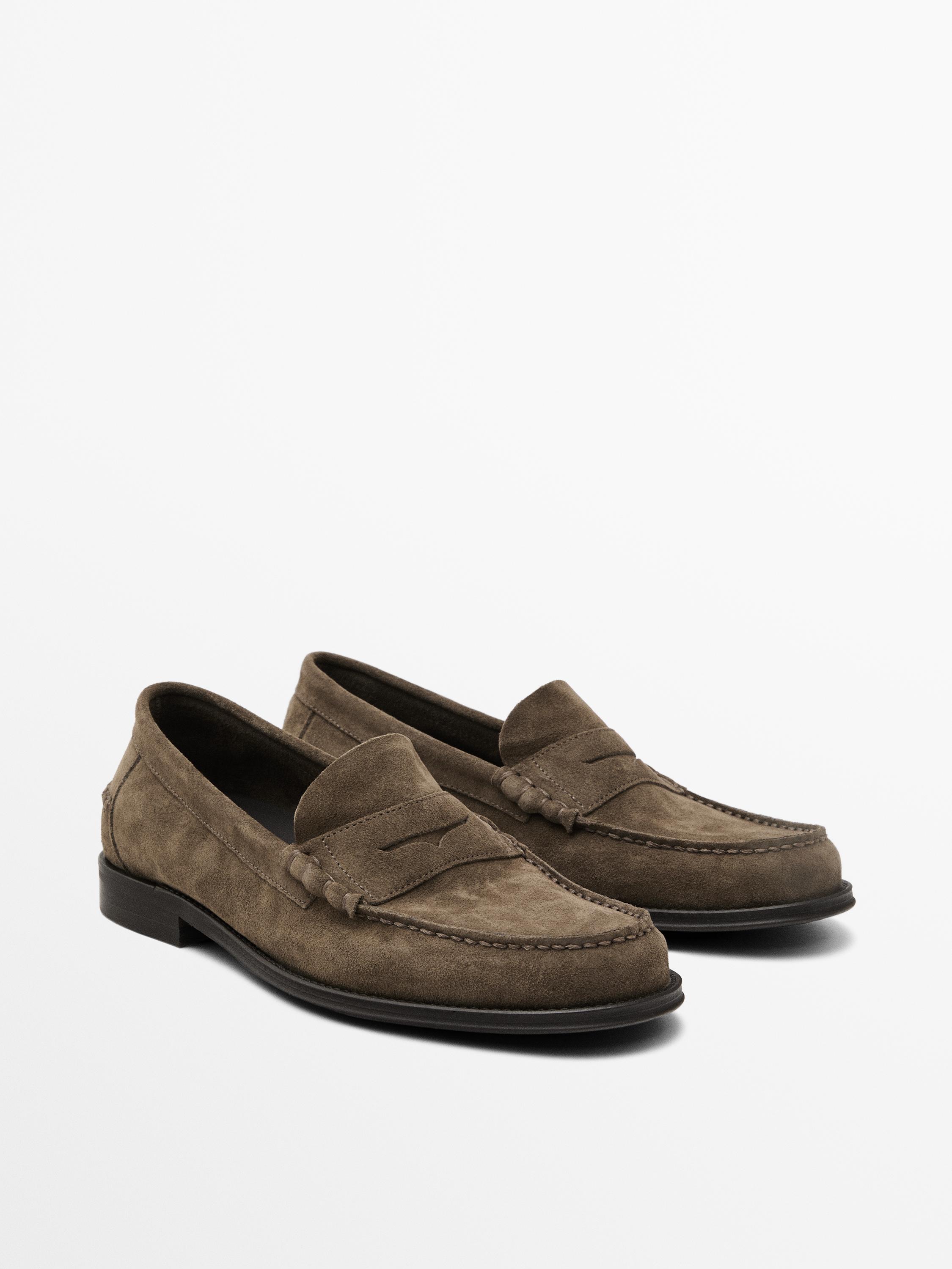 Mocassins en croûte de cuir avec patte