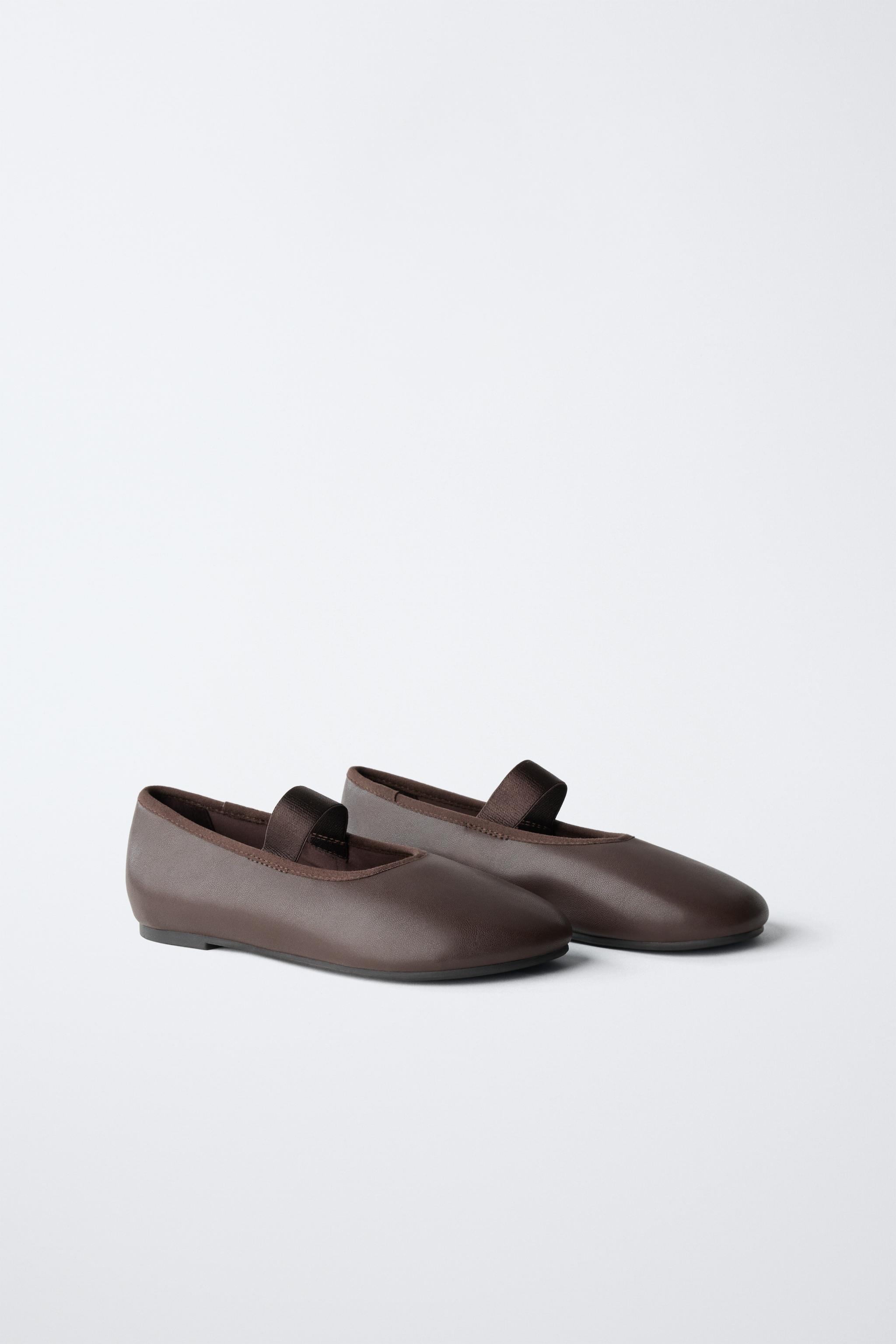 ELASTIC STRAP BALLET FLATS