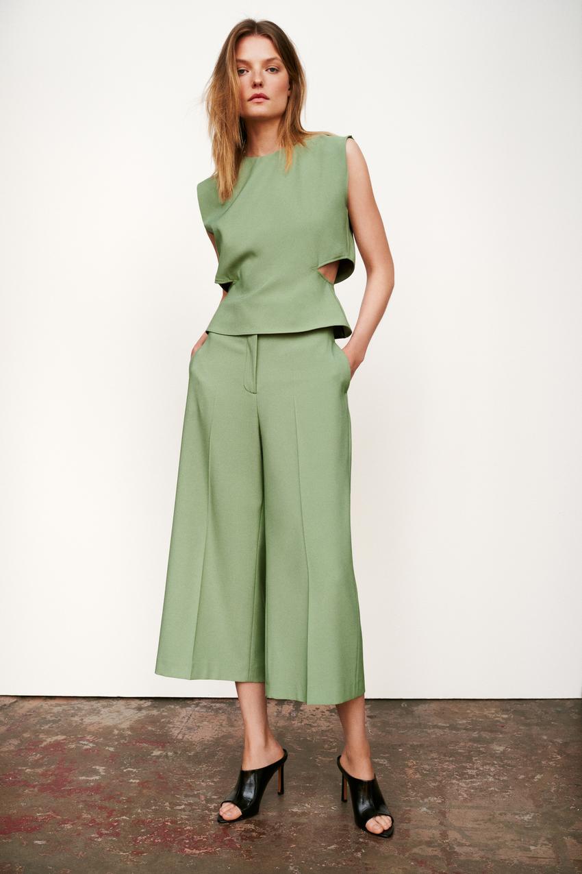 very high waisted green zara pants with pockets and