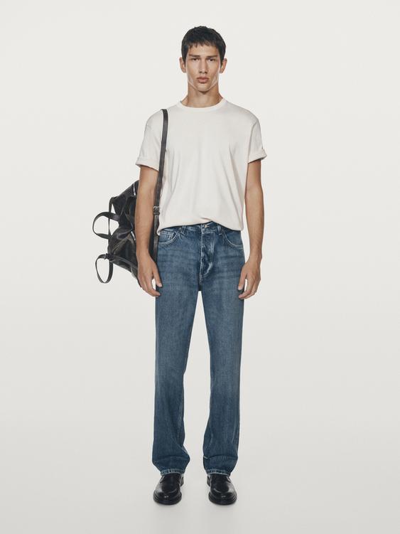 Straight-leg jeans