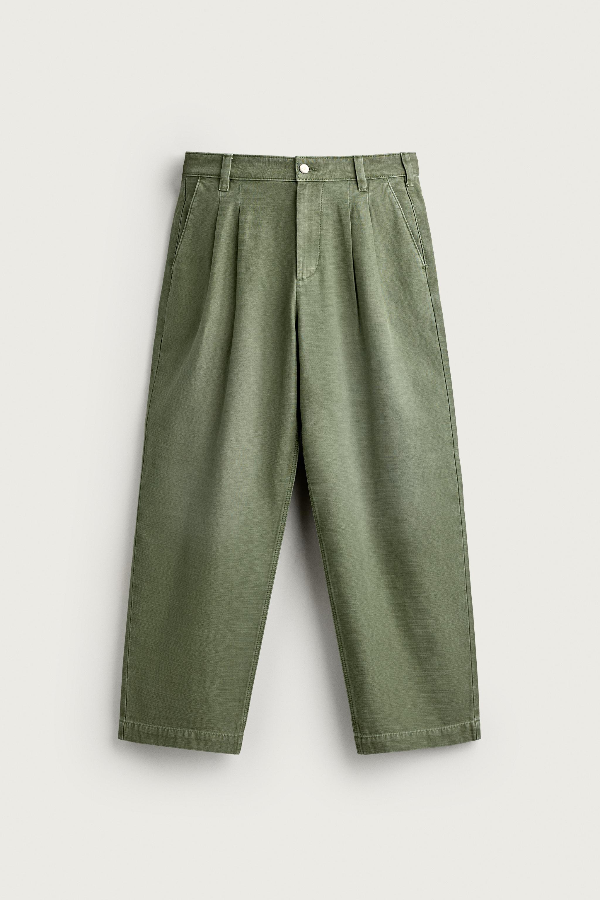 BAGGY FIT PLEATED CHINO PANTS — Mid-green