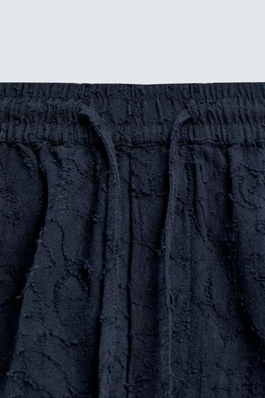 SHORT JACQUARD TEXTURÉ - Bleu marine de Zara - Image 8