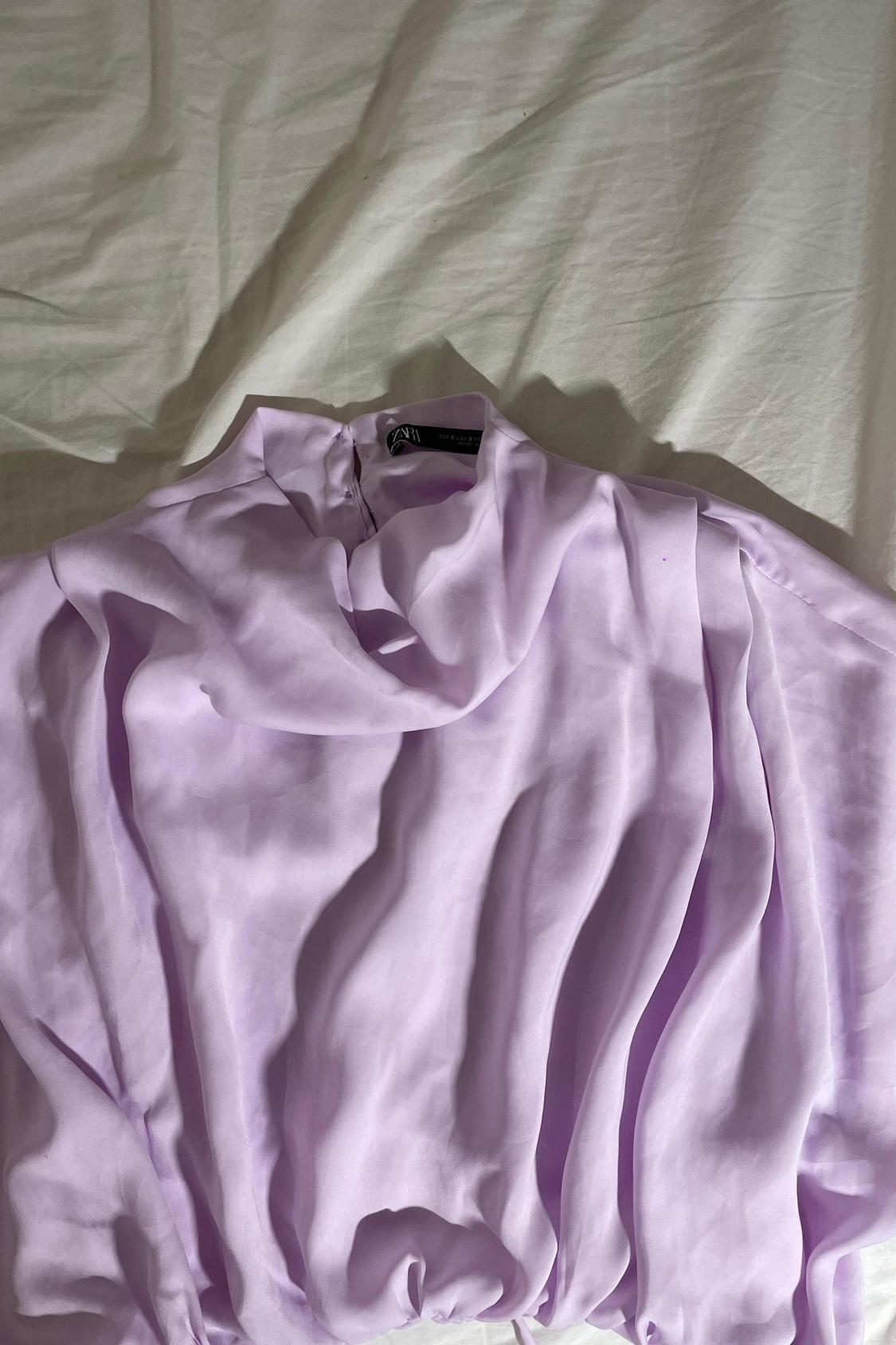 SATIN TOP WITH DRAPED DETAIL - Image 4