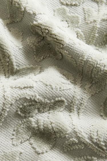 SERVIETTE DE BAIN JACQUARD FLEURS - Vert d'eau de Zara - Image 3
