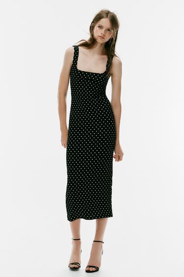 Vestido midi de lunares texturizados