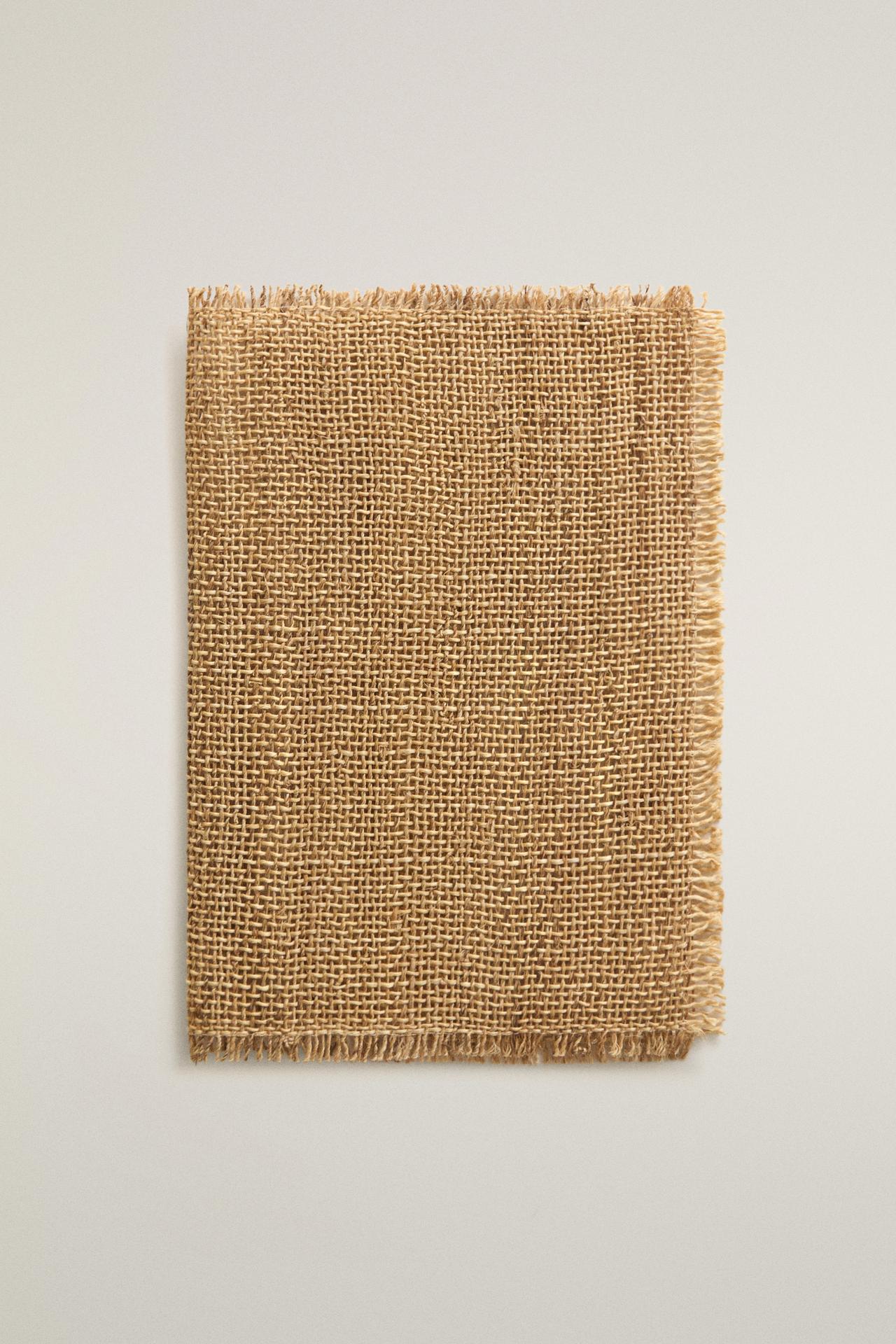 WOVEN FIBRE PLACEMAT — Light beige