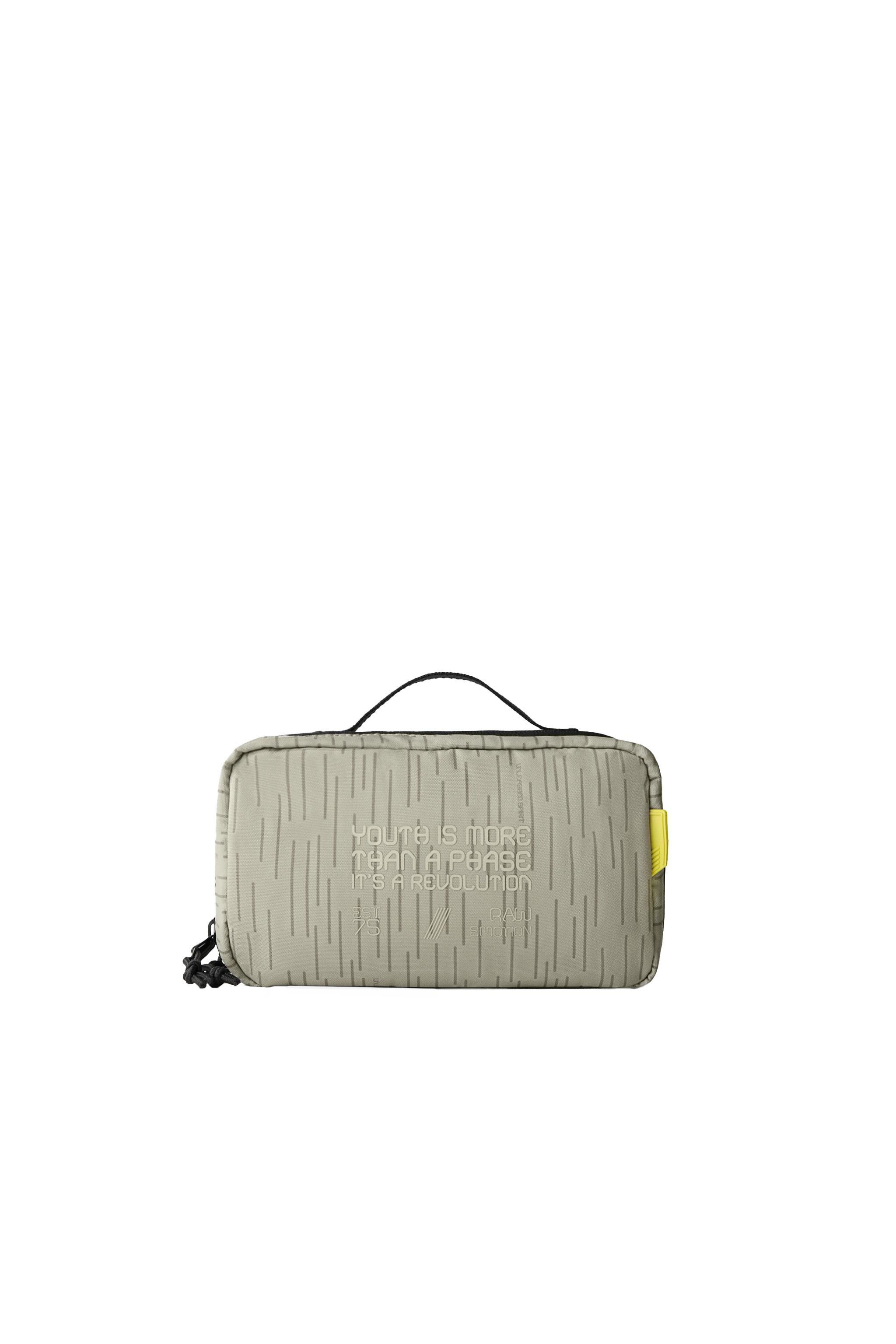 ZARA ザラ スムース旅行用スーツケース 完売品 ZARAのスーツケースが上品だけどぽってり可愛い存在感！ ひとつ1
