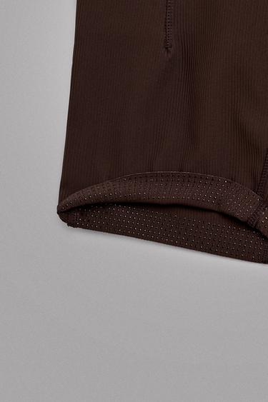 LEGGINGS STRUCTURE COMPRESSIVE - Marron de Zara - Image 4