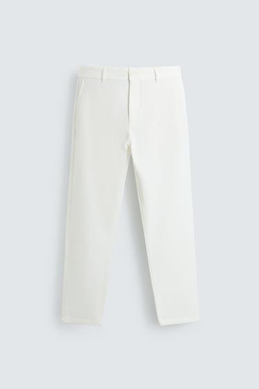 بنطلون تشينو هيكلي مريح - أبيض الخاص بـ Zara
