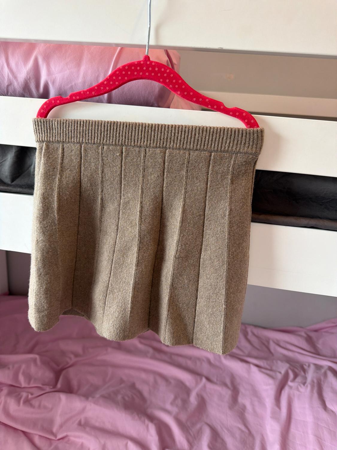 SKIRT - Image 2