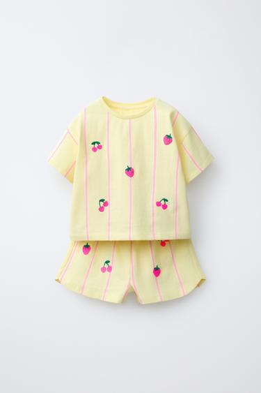 CONJUNTO CAMISETA Y BERMUDA RAYAS FRUTAS BORDADAS - Amarillo claro de Zara