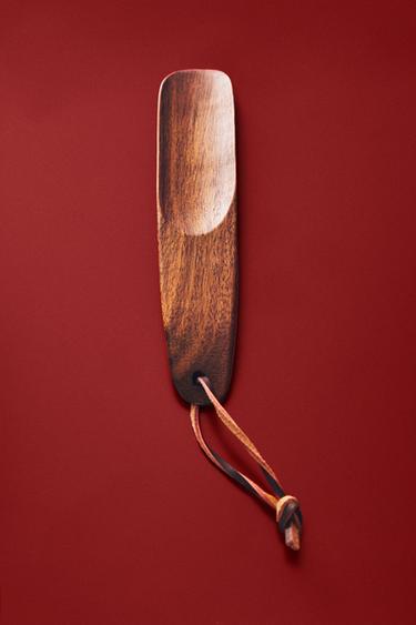 BOUT DE LACET BOIS ACACIA - Beige clair de Zara - Image 5
