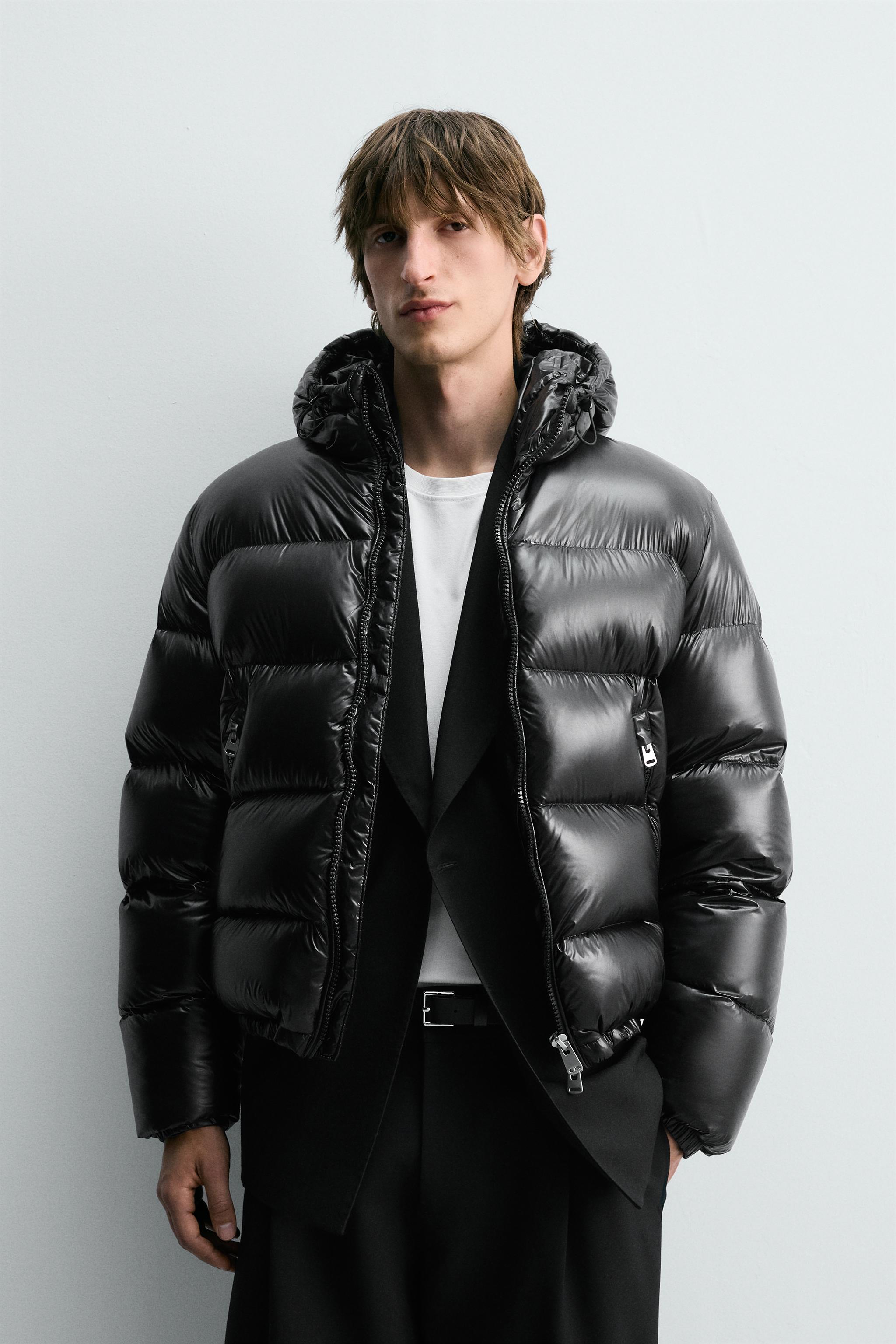 ZARA 即完売品 メンズダウンジャケット フード付 エンボスレザー ZARA 即完売品 メンズダウンジャケット フード付 エンボスレザー