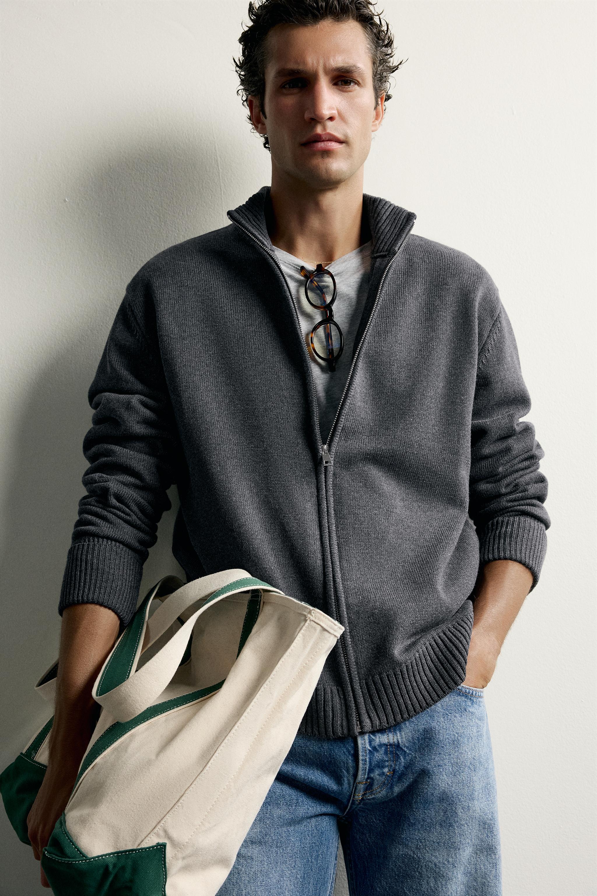ZIP-UP KNIT CARDIGAN