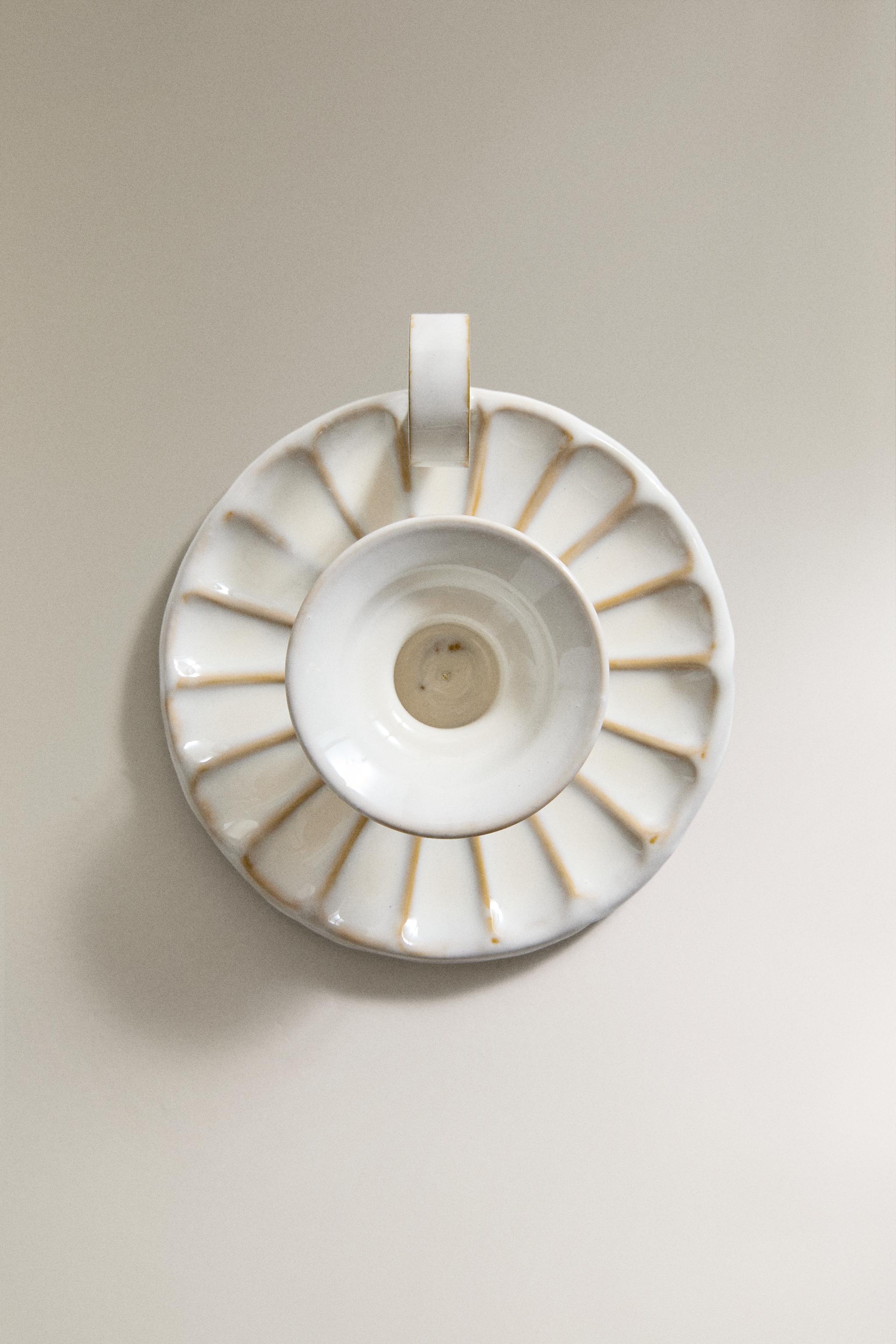WAVY IRON CANDLESTICK
