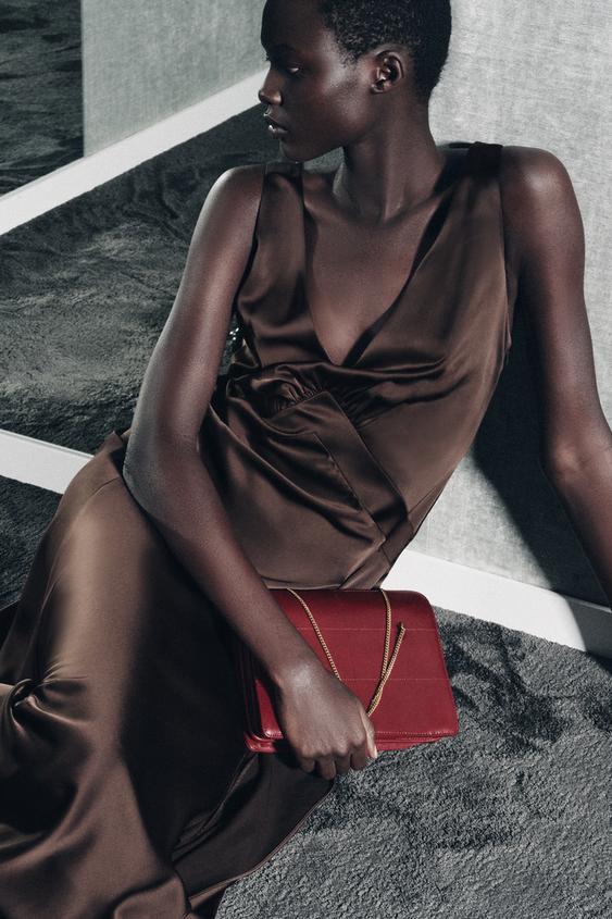 LEATHER SHOULDER BAG