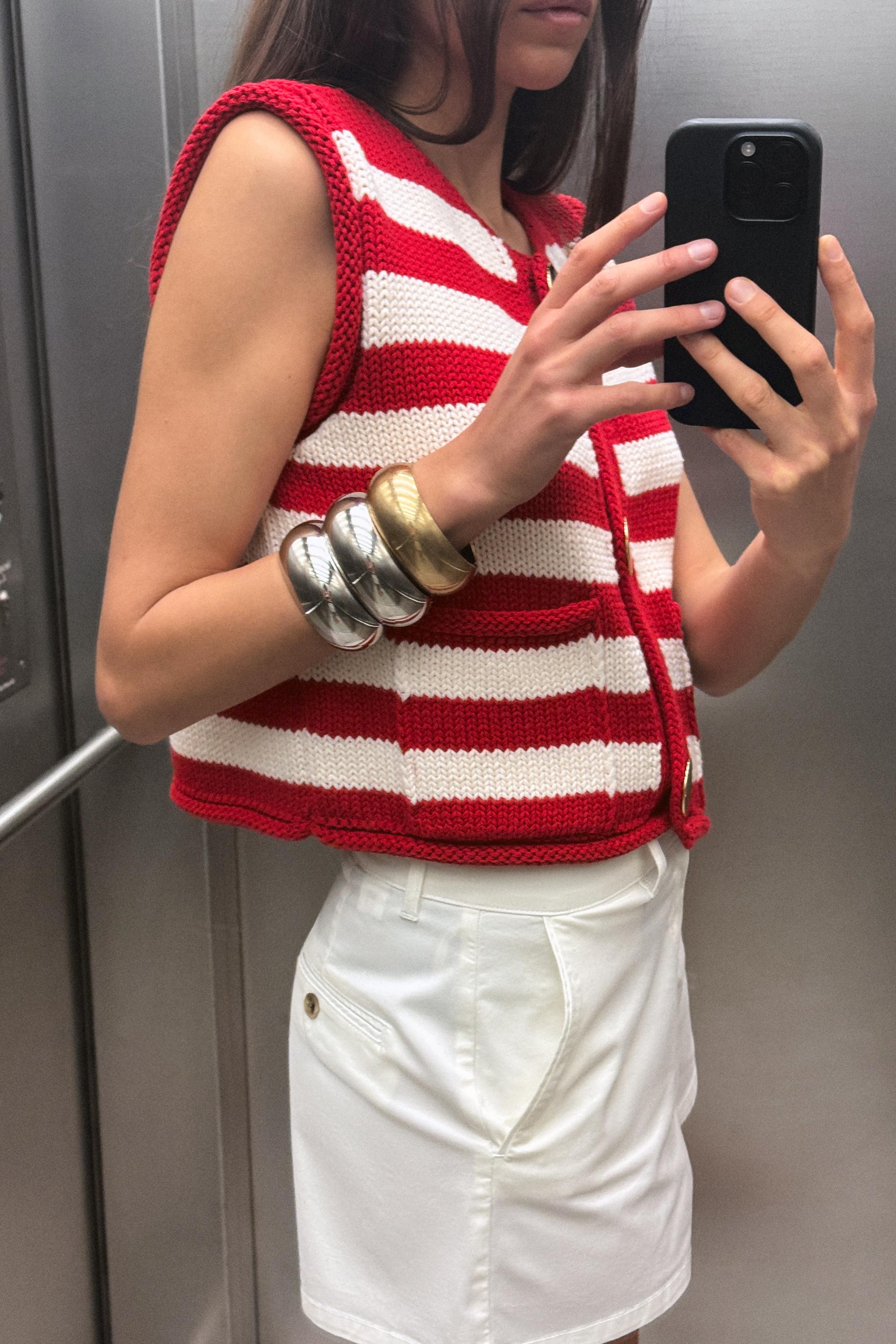 ストライプ柄ニットベストトップス - ホワイト/レッド | ZARA