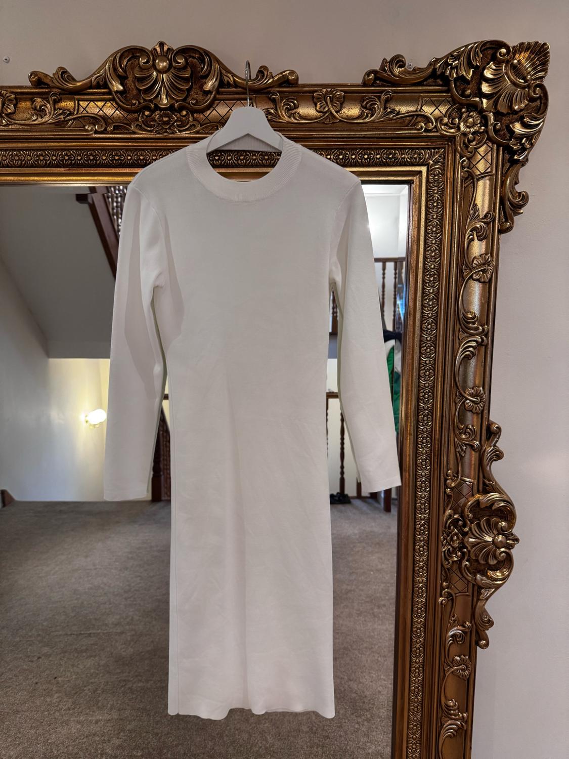 KNIT DRESS WITH BACK VENT