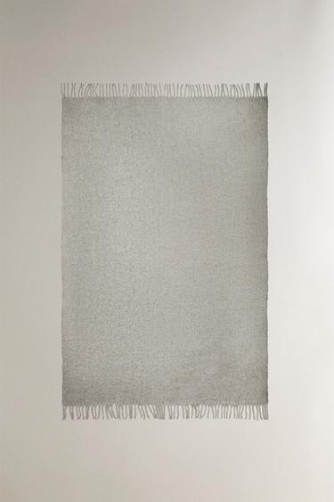 COUVERTURE DE LAINE - Gris clair de Zara - Image 0