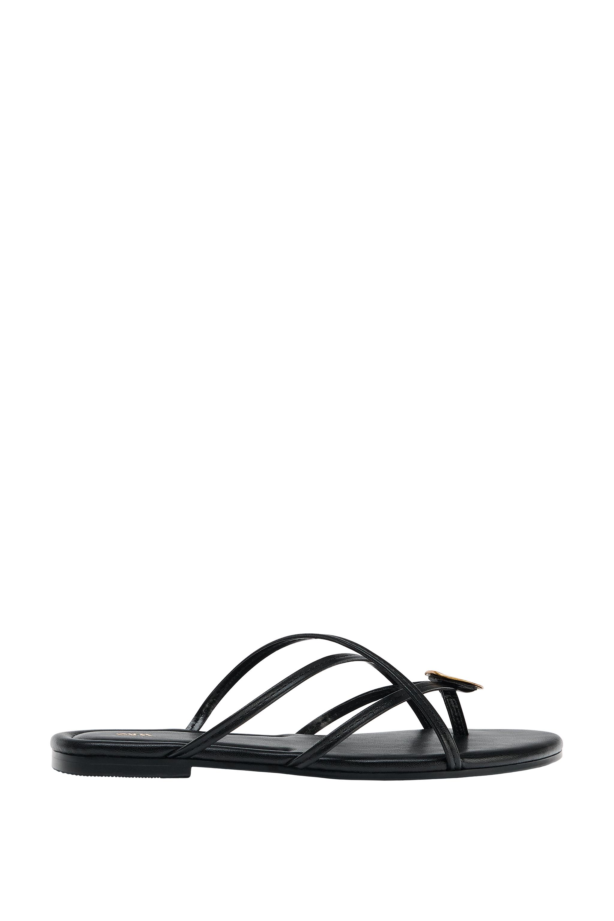 マルチストラップ フラットサンダル - ブラック | ZARA Japan / 日本