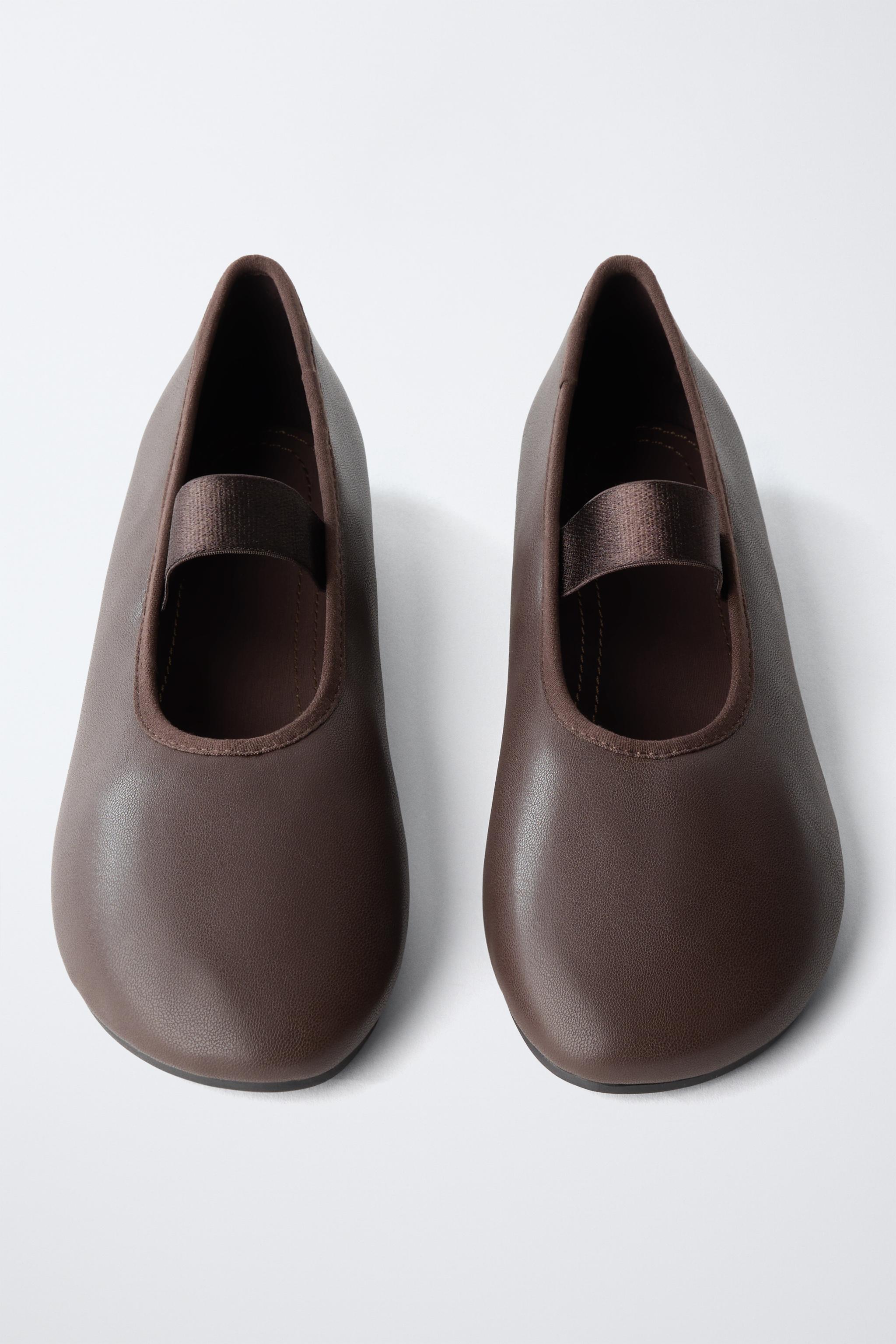 BALLERINES À BRIDE ÉLASTIQUE