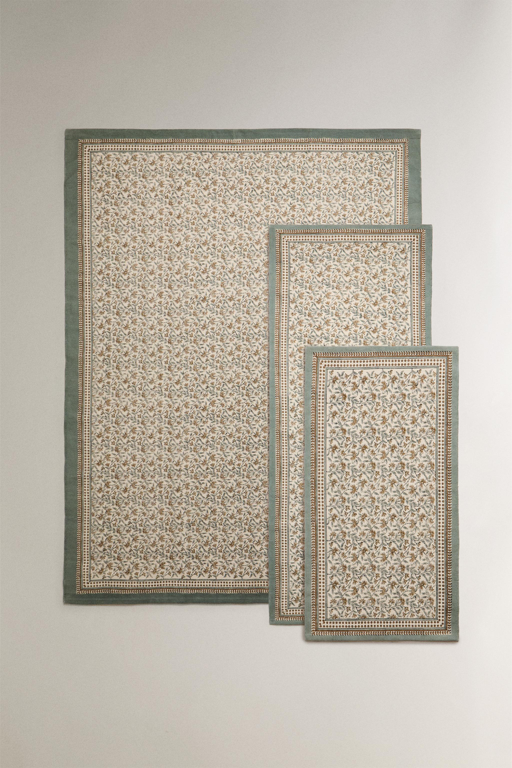 FLORAL BLOCK PRINT AREA RUG - Light blue | ZARA United States