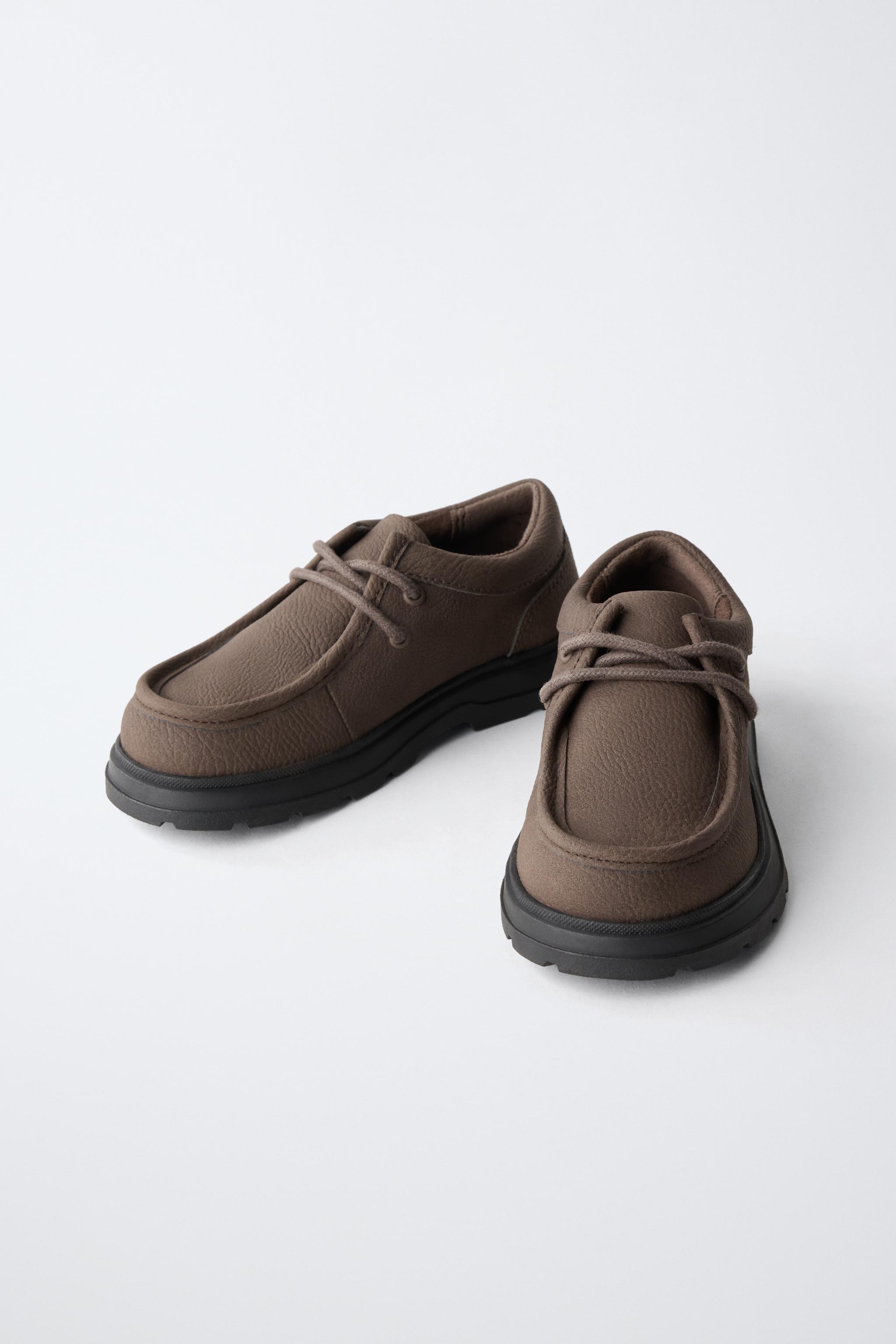 LACE-UP BLUCHER SHOES