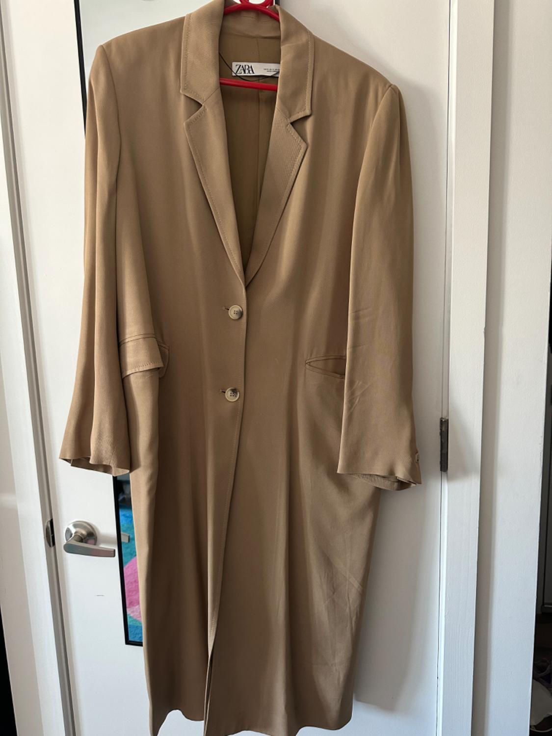FLOWY FROCK COAT WITH POCKETS