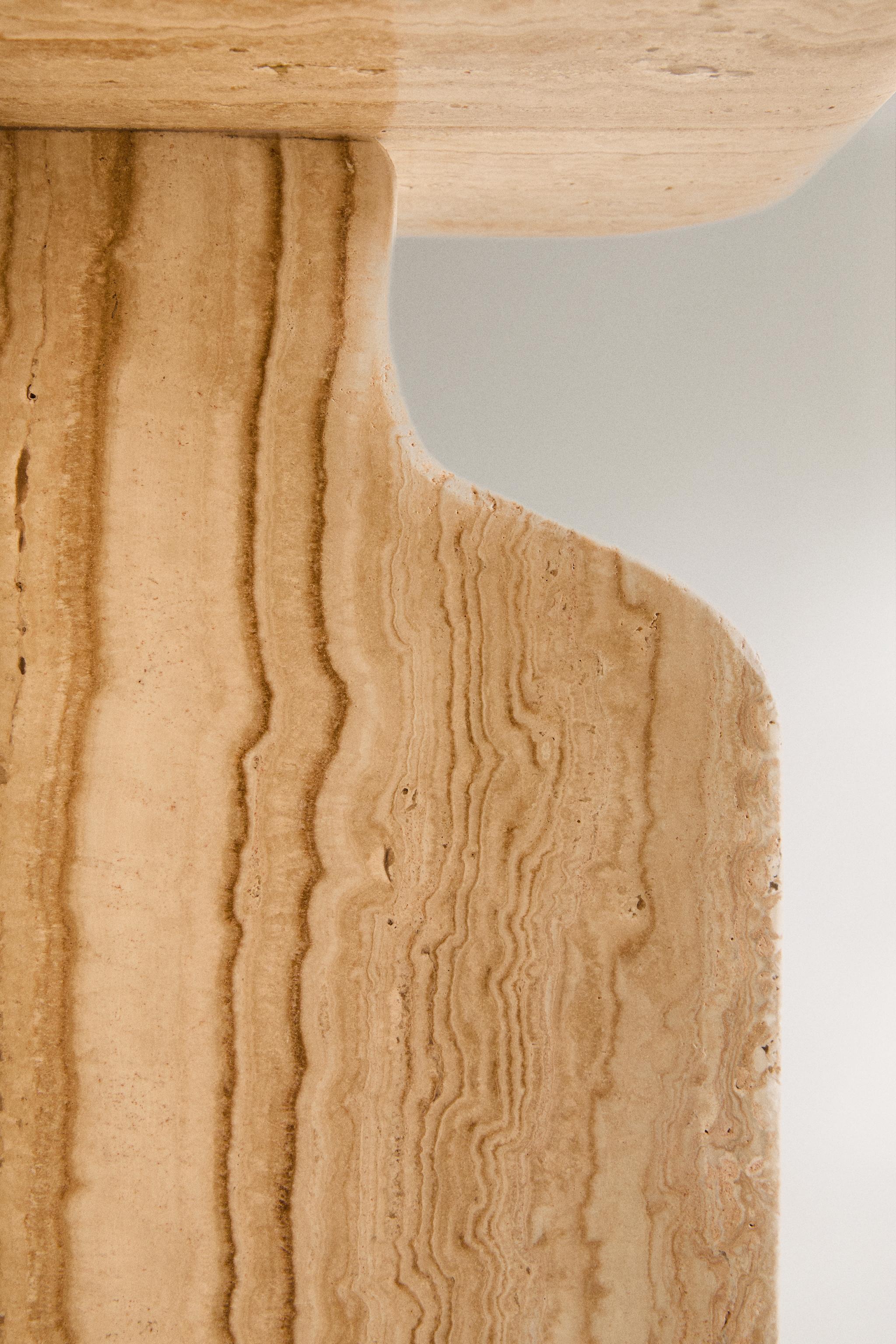 トラバーチン サイドテーブル - エクリュ | ZARA Japan / 日本