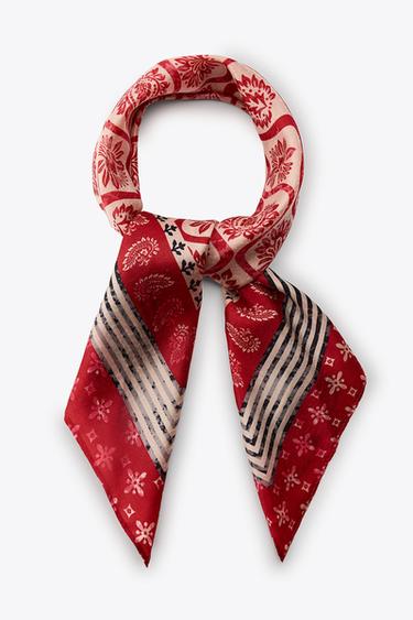 PAÑUELO SATINADO ESTAMPADO - Rojo de Zara