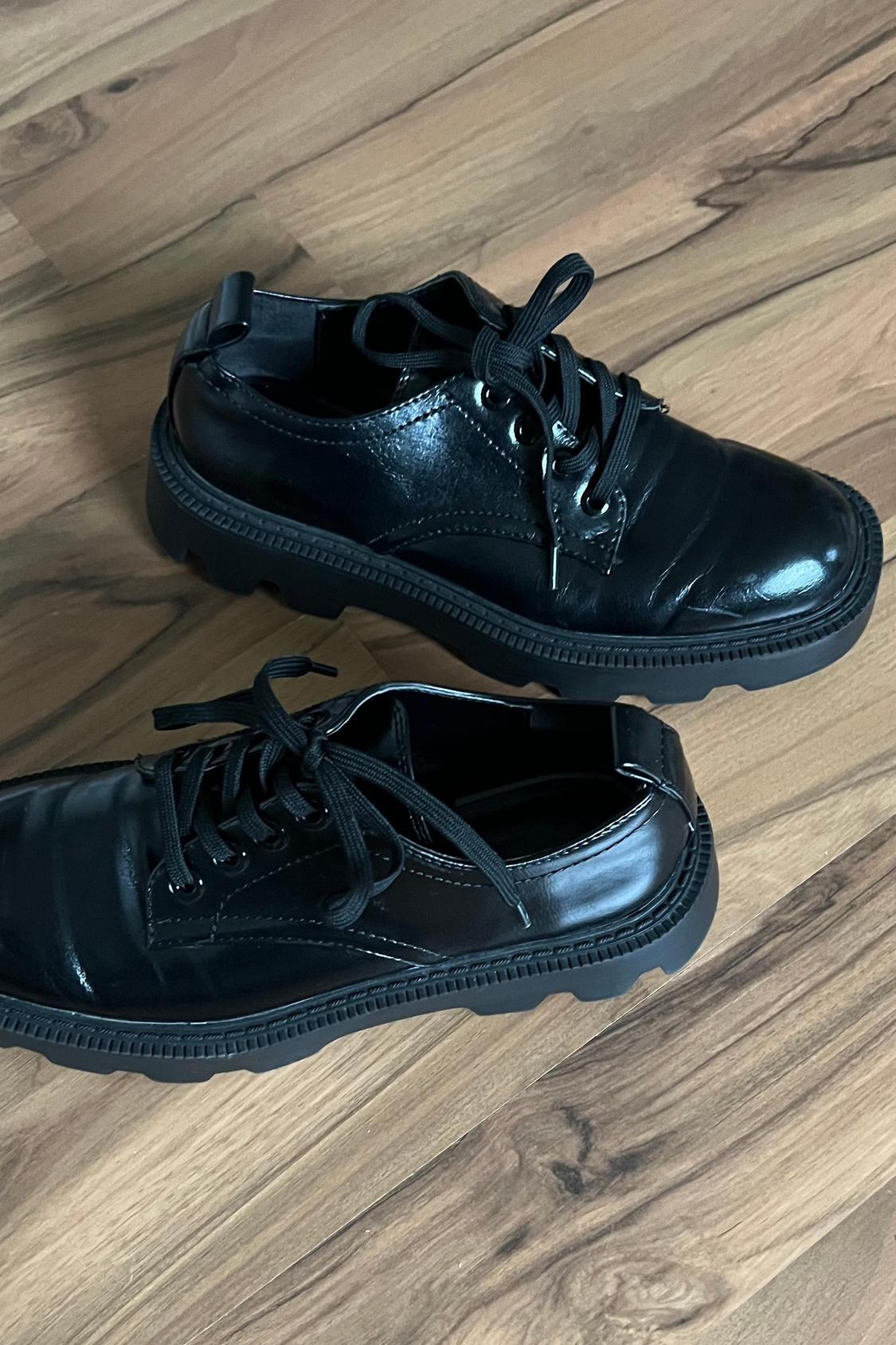 FLACHER BLÜCHER BOOTS MIT PLATEAUSOHLE - Image 3