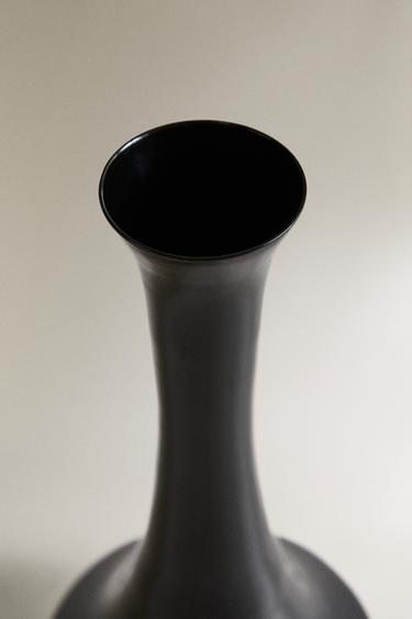 ELONGATED GLOSS VASE - Black by Zara - Image 2