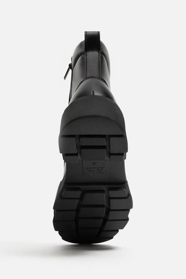 BOTTES À LACETS ET SEMELLES CRANTÉES - Noir de Zara - Image 6
