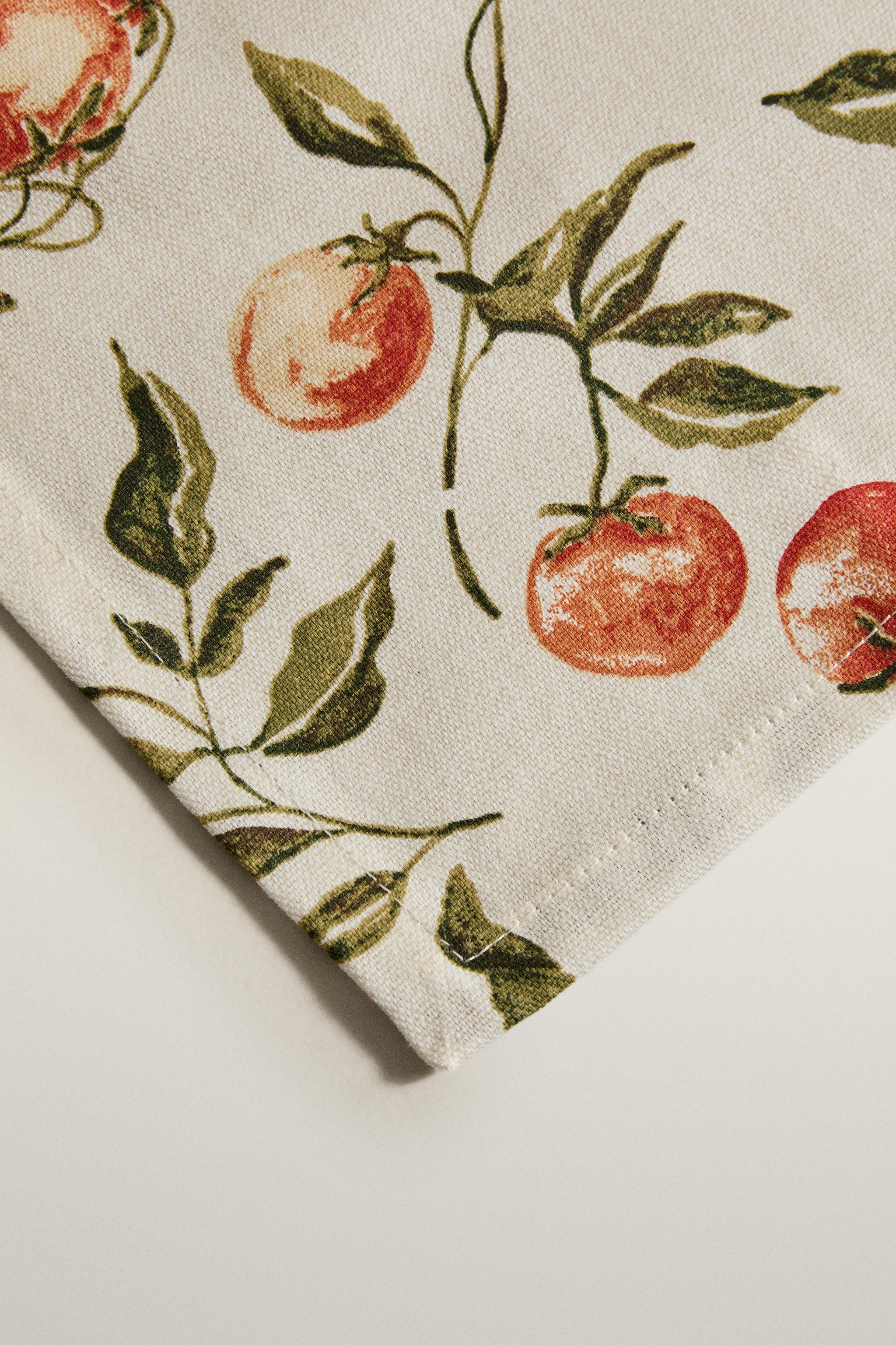 TOMATO PRINT NAPKINS (PACK OF 2)