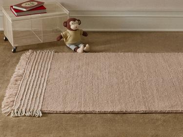 KIDS' WOOL RUG — Pastel pink 1