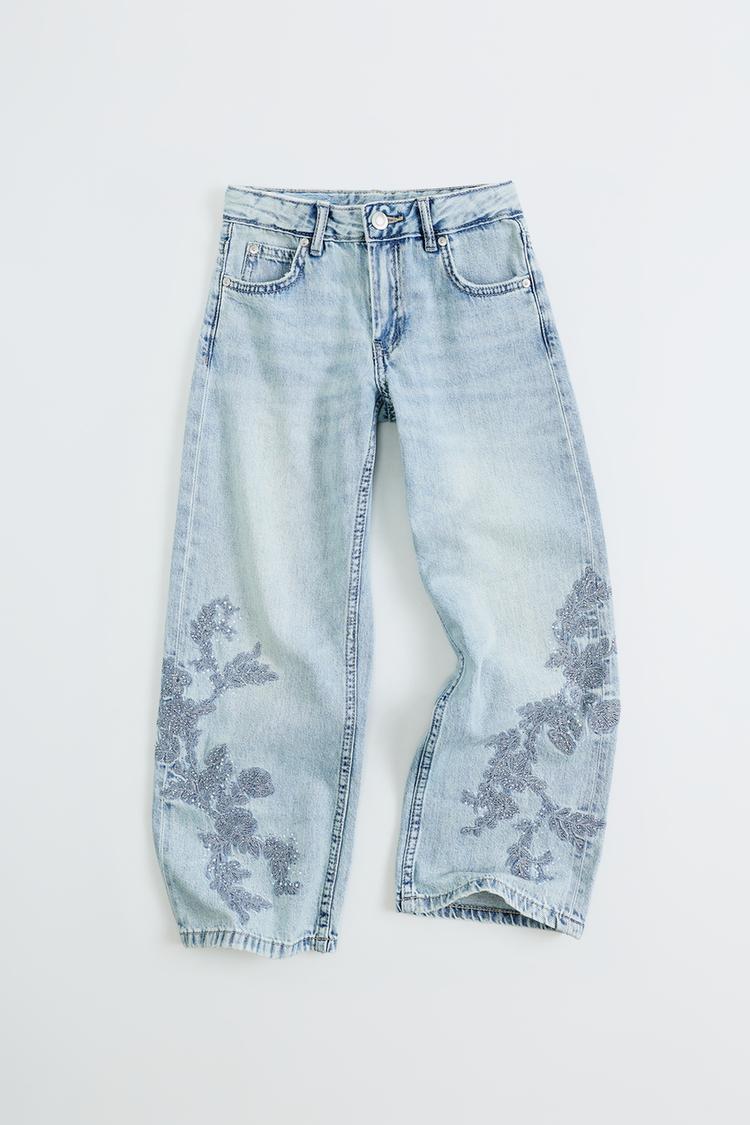 JEANS WIDE LEG FLORES BORDADAS STRASS