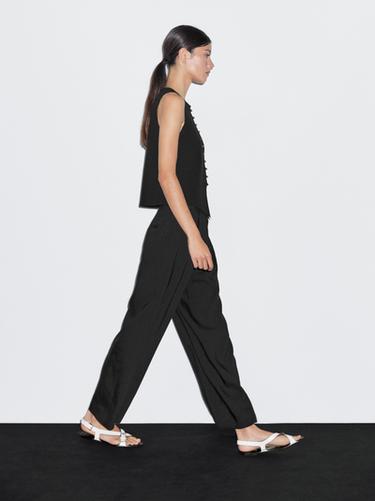 Zara Knit waistcoat with button details - Black