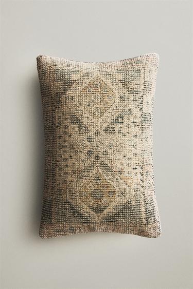 VINTAGE-EFFECT CUSHION COVER - Blue by Zara