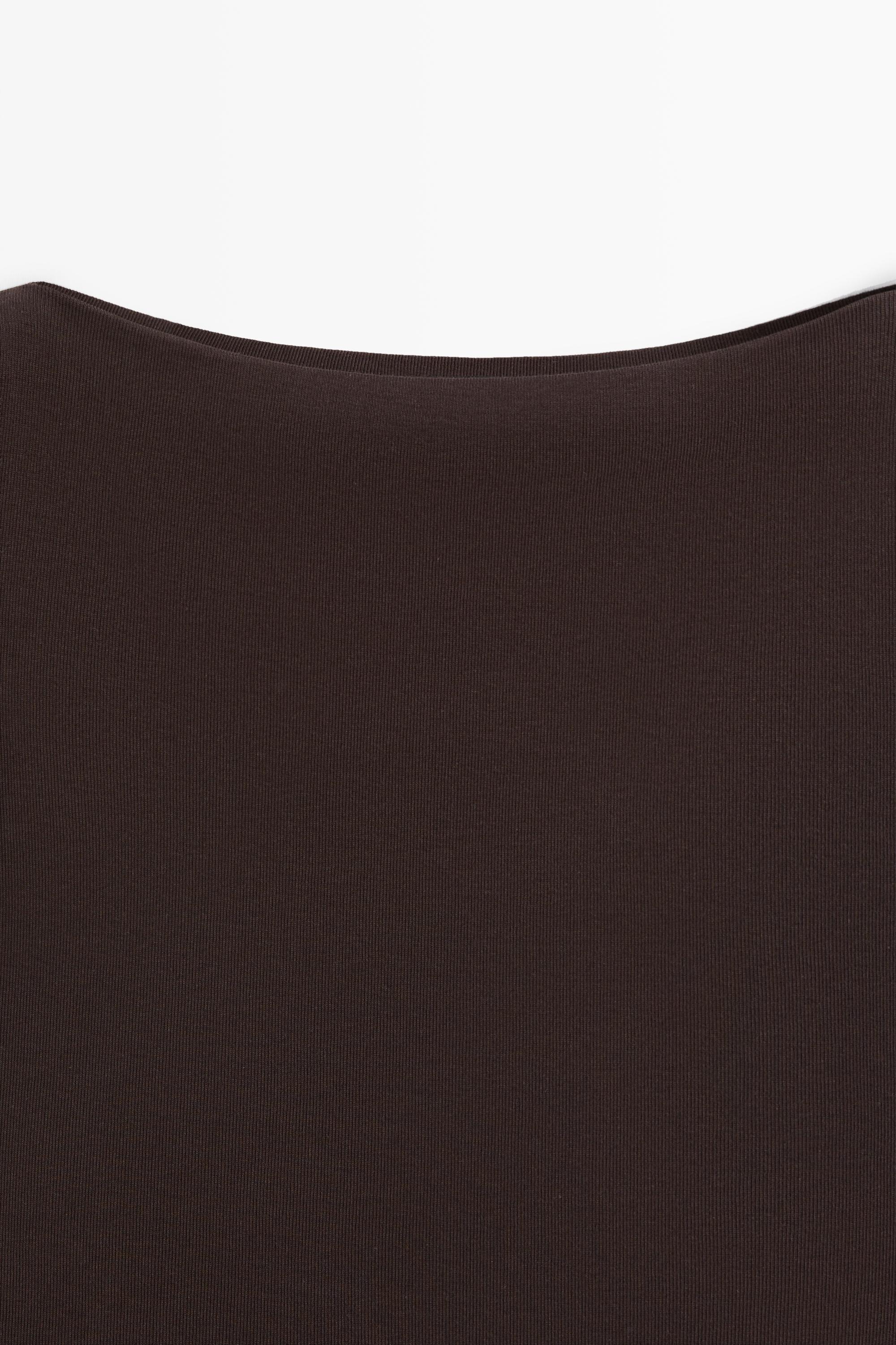 T-shirt encolure droite pur coton