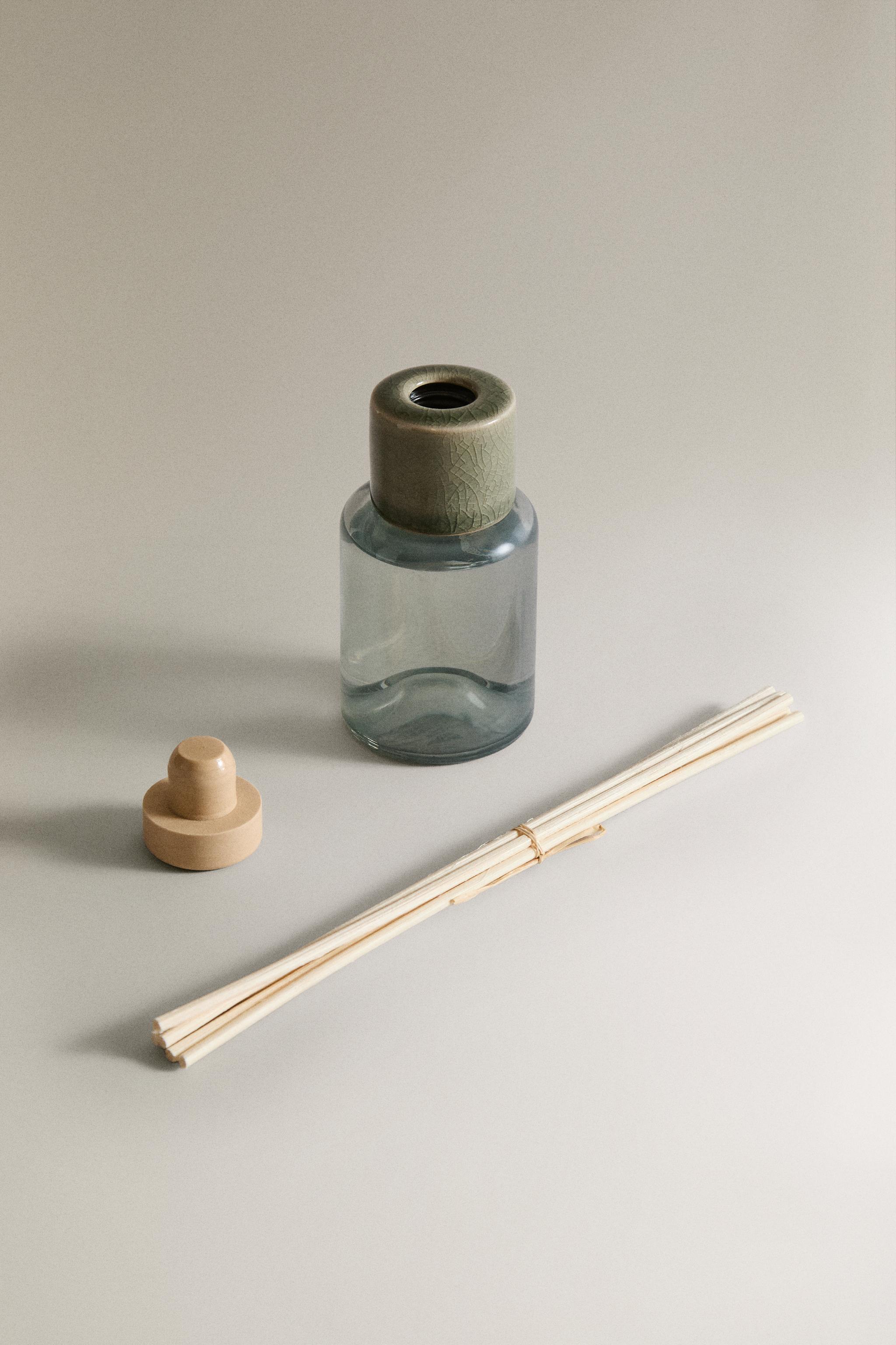 (95 ML) PURE GARDENIA REED DIFFUSERS — white