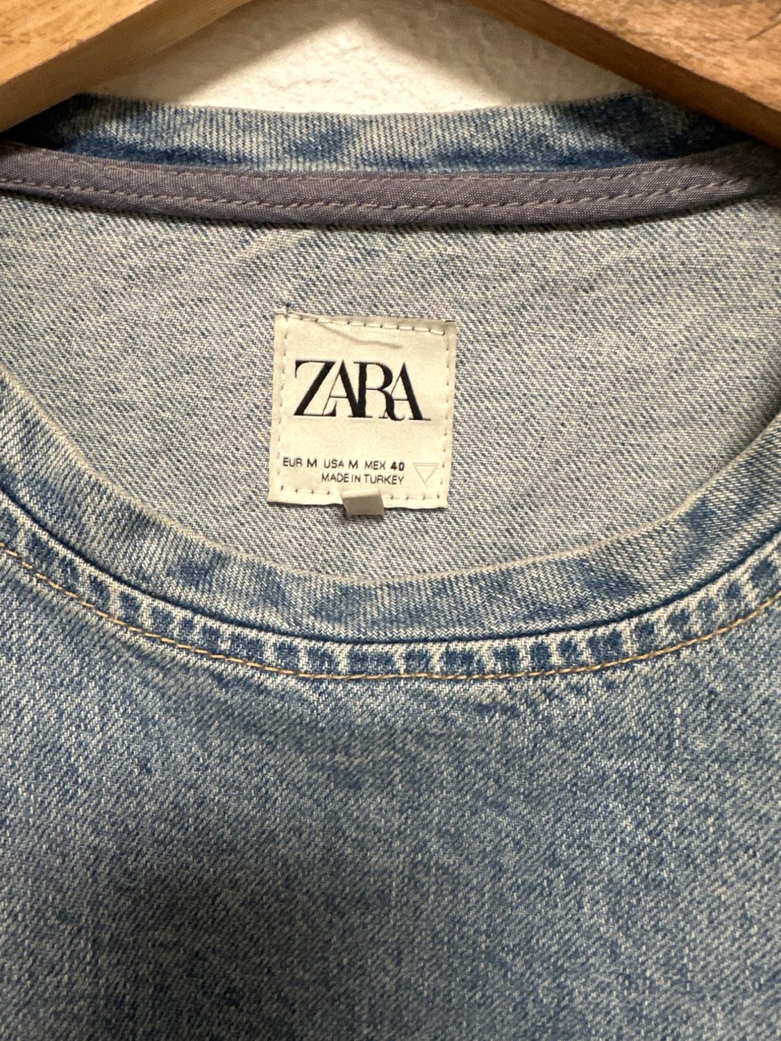 DENIM SWEATSHIRT WITH SEAM DETAILS - Image 2