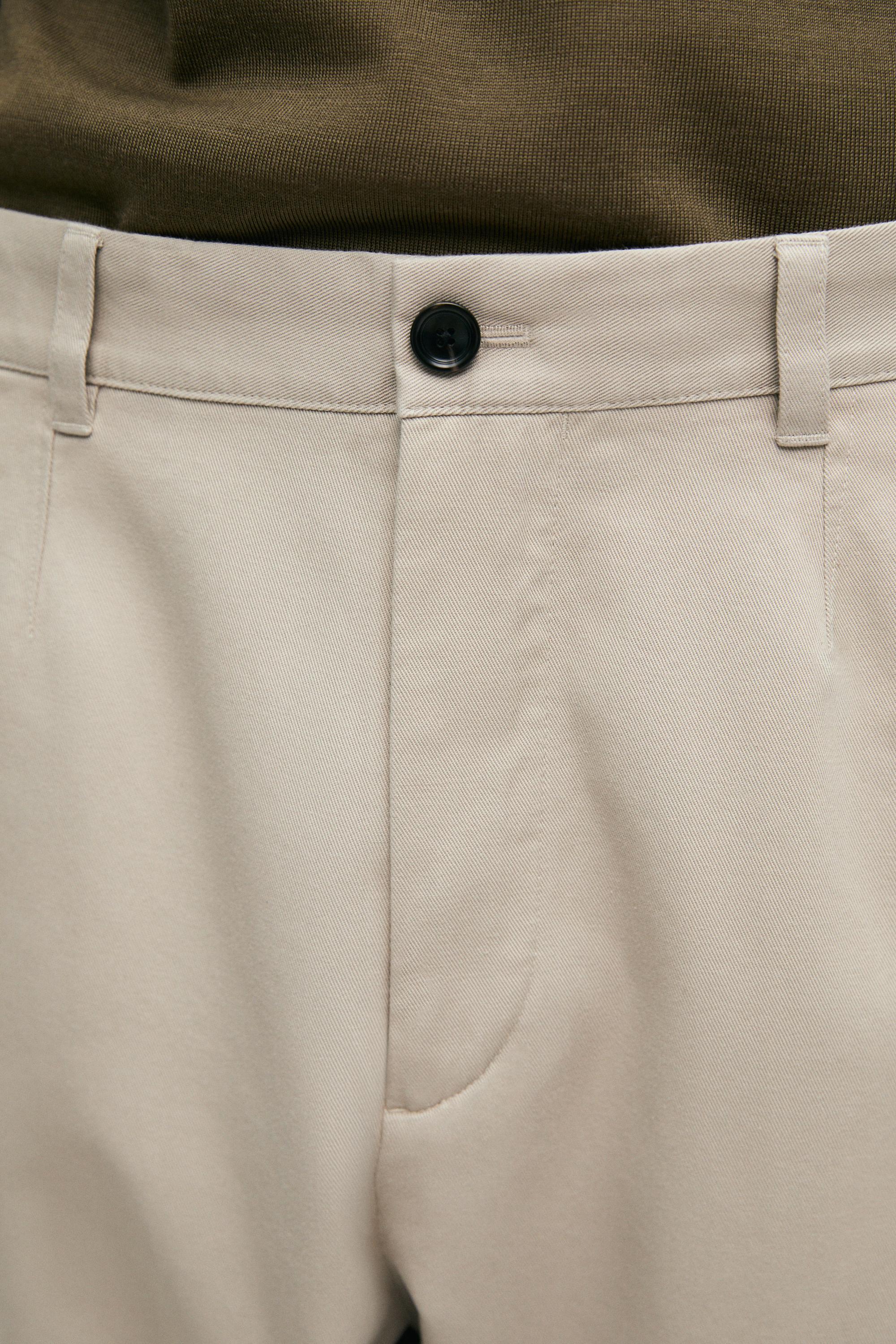 Barrel fit pants with darts
